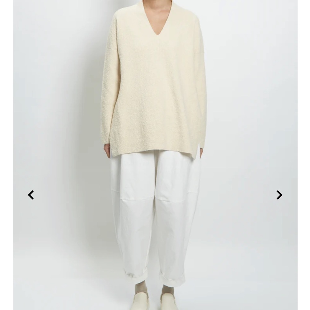 ISO Lauren Manoogian Rib V neck - Picture 2 of 2